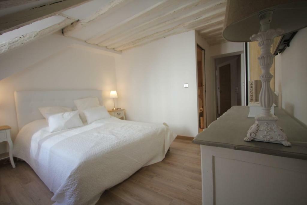 Appartement Magnifique 5 Pieces à Paris Extérieur photo